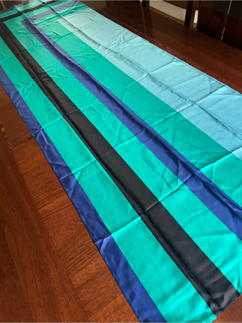 Teal, Turquoise & Navy Blue Satin Scarf 24“ x 70“ probably silk - Picture 2 of 10